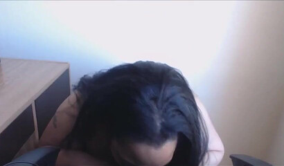 Momma with big ass takes off her bathrobe and kneels on this dude