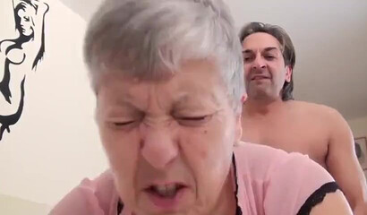 Sexy granny Michelles Nylons does what she does best