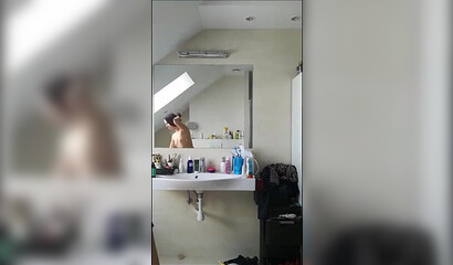 Spying my sexy girlfriend after the shower