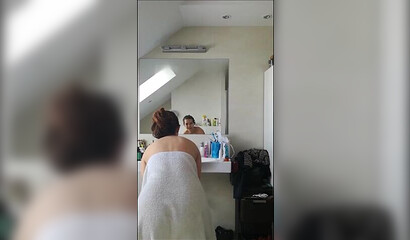 Spying my sexy girlfriend after the shower