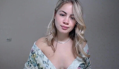 Adorable blondie strips and reveals that awesome ass