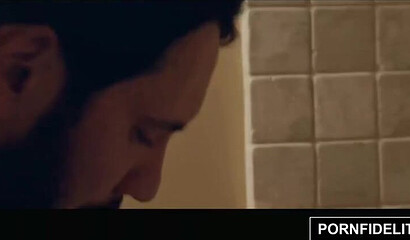 Lilly Love loves to take dick while bathing