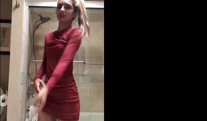 Blonde student got herself a daddy in the hotel room