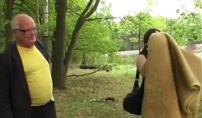 Very old granpa bangs this horny young teen outdoors