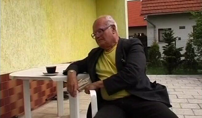 Very old granpa bangs this horny young teen outdoors