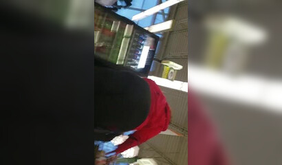 Spying on the mature BBW cougar in the supermarket