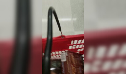 Spying on the mature BBW cougar in the supermarket