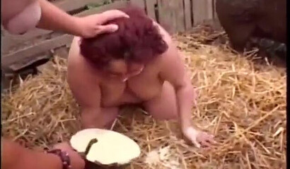 Fat mature granny fucked in the hay by a masked man