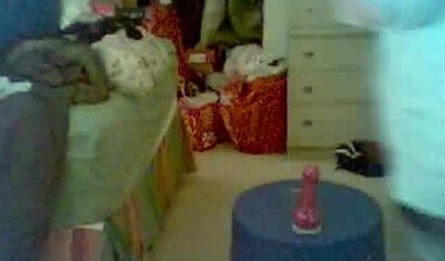 Fat wife dildoing herself on the webcam