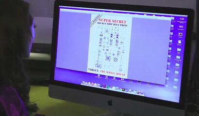 Wonder woman MILF fights vs MILF Batgirl