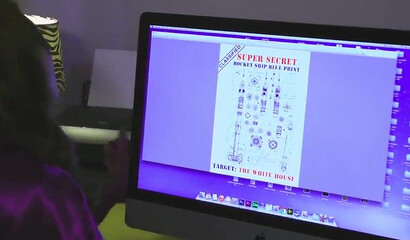 Wonder woman MILF fights vs MILF Batgirl