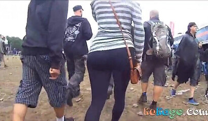 Girls huge ass in leggings is spotted in public and it is chased around by a pervert