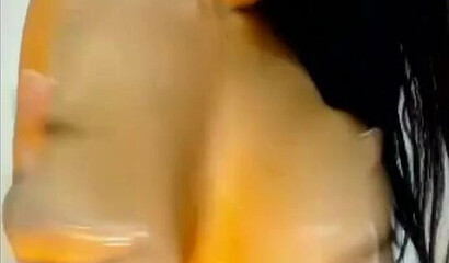 Cute Latina teasing with her enormous bubble butt before drilling her cunt with a dildo