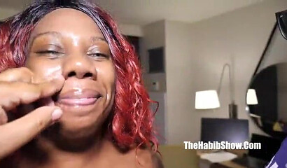 Amateur ebony with enormous tattooed ass displays her tits and get fucked in her butthole