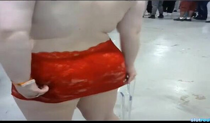 Crazy chubby amateur slut showing off her big fat butt and spreading her legs on webcam