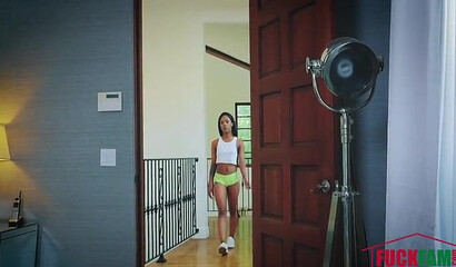 Pierced ebony slut bouncing her tattooed bubble but while riding white rock solid cock