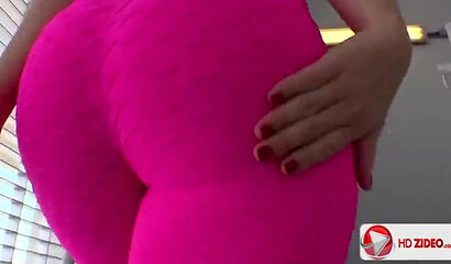 Blondie with a fat ass shows off her amazing fat cheeks and her even more gorgeous tits