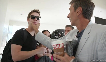 Slut with big tits Angela White enjoys gangbang