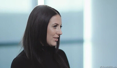 Slut with big tits Angela White enjoys gangbang