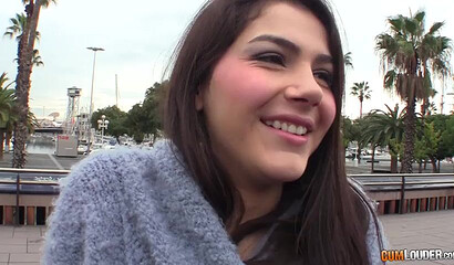 Beautiful Italian babe Valentina Nappi gets anal hole filled with cum