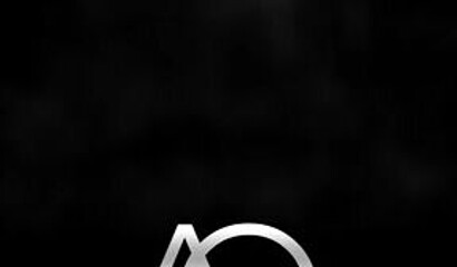 MILF with big fake tits and ass Aletta Ocean plays with pussy