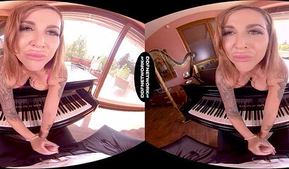 Blonde slut with big tits Heidi Van Horny fucks in VR POV