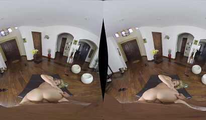 VR POV banging with blonde beauty Zoey Monroe