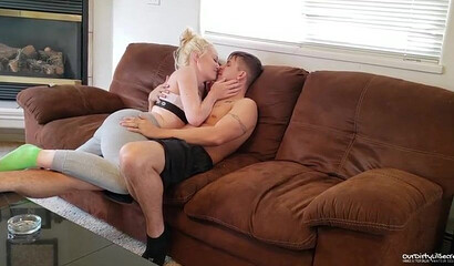 Alluring blonde babe with round ass enjoys sucking BF's big dick