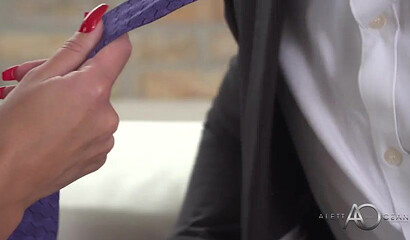 Glamour MILF with big tits Aletta Ocean gets fucked