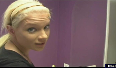 Amateur blonde big titted cougar gets banged on the webcam