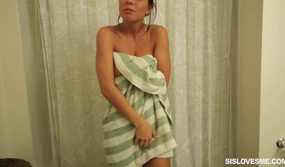 Smoking hot stepsister Aidra Fox gets fucked after a shower in POV