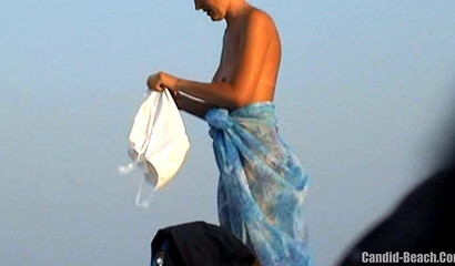 Horny voyeur caught hot blondes nude on the public beach