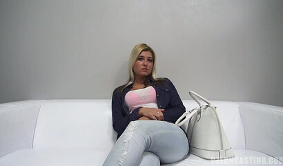 Super amateur blonde shows her fantastic body and gets banged
