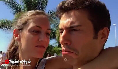 Skinny amateur Mysweetapple blowing boyfriend's big cock in POV