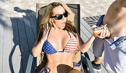 Curvy MILF with tempting big boobs and ass Richelle Ryan rides her stepson