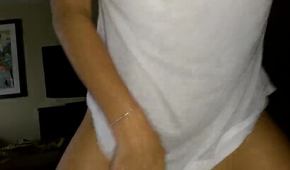 Young blonde mom cheating her husband in interracial slamming