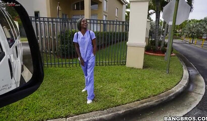 Black skinny slut Lexxi Deep taking stiff white knob in the car