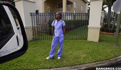 Black skinny slut Lexxi Deep taking stiff white knob in the car