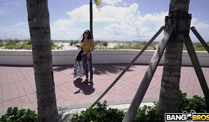 Sexy brunette MILF with tattoos gets banged after blowjob in the car