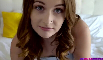 Brunette MILF Danni Rivers stuffs her muff with fat male meat