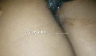 Black amateur hooker squirts while her BF drills her twat