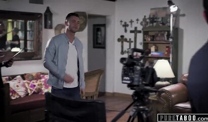 Cock addicted chick Abigail Mac satisfies two huge knobs on the couch