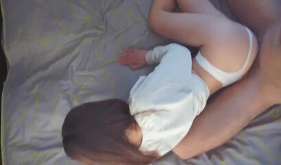 Delightful brunette amateur making her pussy creamy with dick ride