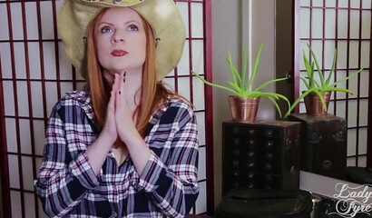 Redhead MILF Lady Fyre enjoys sucking stiff dick in POV