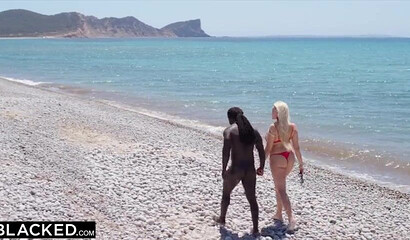 Bombastic and bubble butted MILF Angel Wicky enjoys interracial sex