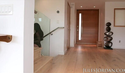 Delightful mom with big bosoms Kendra Lust pleasures massive black dong