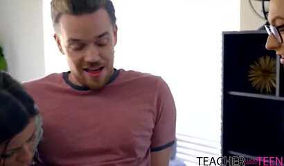 Curvy MILF Alexis Fawx strips spreads legs and gets smashed