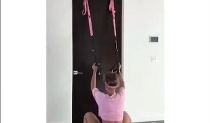 Compilation of sexy babe Sommer Ray twerking her ass to the camera