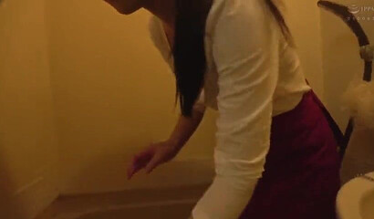 Japanese mature moans while stiff dick penetrates her tasty clam