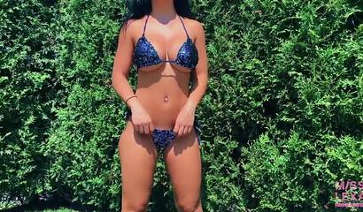 The hottest amateur MILF gets banged by the pool in POV